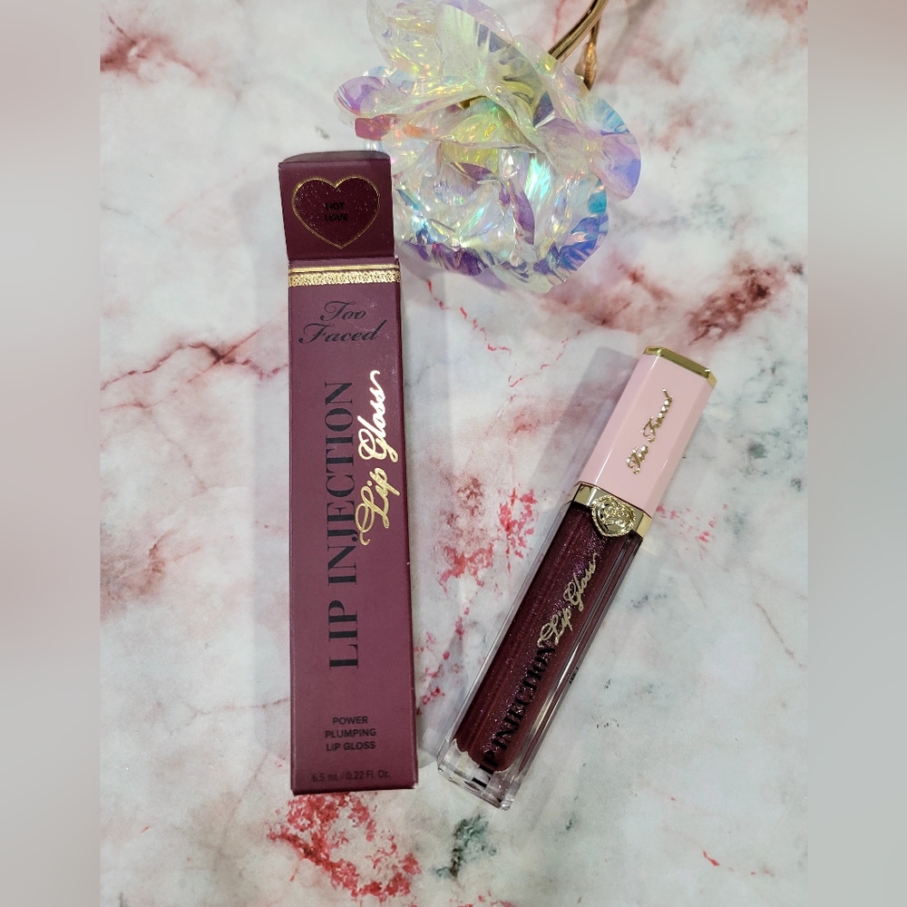 Too Faced Lip Injection Lip Gloss Hot Love